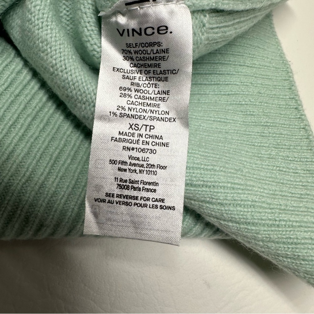 Vince Light Green V-Neck Women's Sweater wool/cashmere blend size XS - Picture 7 of 9